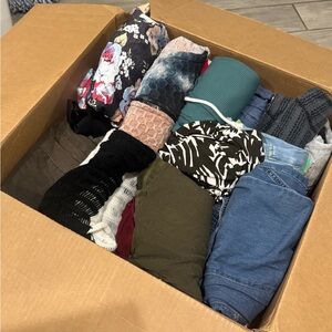 100pc Assorted Clothing Bundle